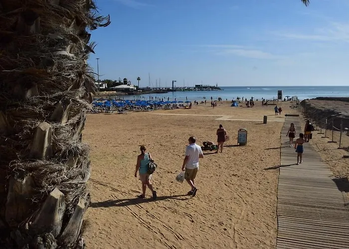 דירה Belle Vue Triplex On The Hill *