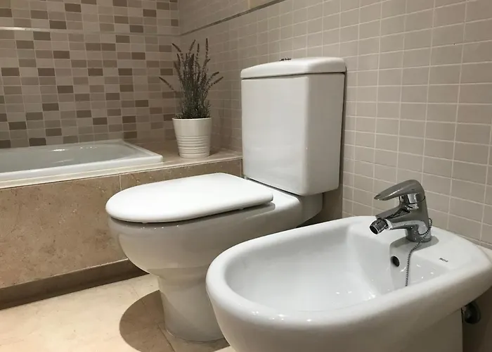 דירה Belle Vue Triplex On The Hill *