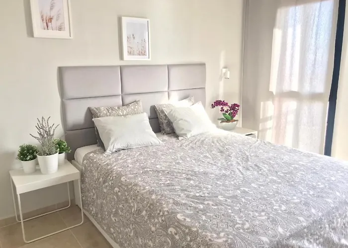 דירה Belle Vue Triplex On The Hill