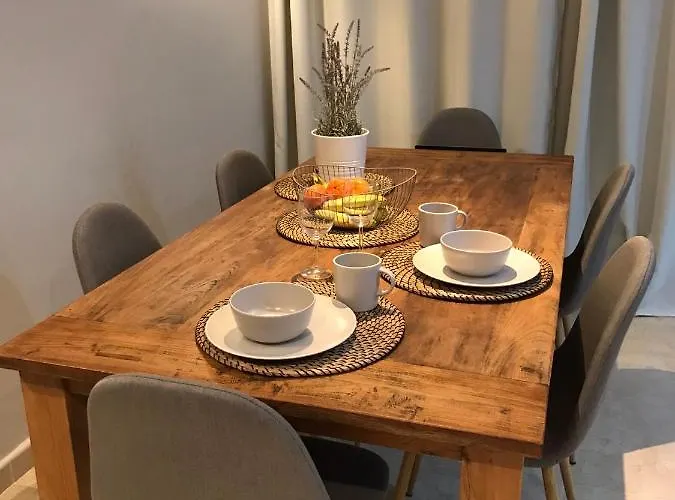 דירה Belle Vue Triplex On The Hill