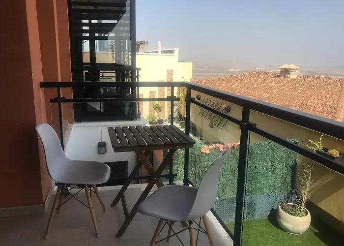 Belle Vue Triplex On The Hill דירה קלטה דה פוסטה