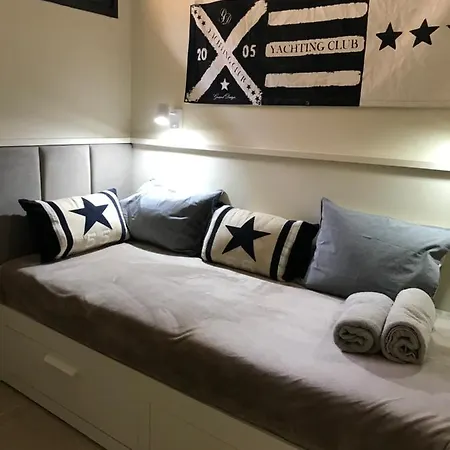 Belle Vue Triplex On The Hill *