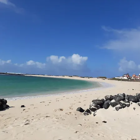 Belle Vue Triplex On The Hill *