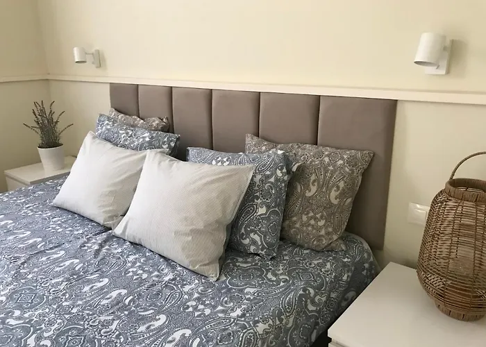 Belle Vue Triplex On The Hill Διαμέρισμα *