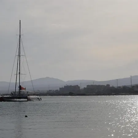 Belle Vue Triplex On The Hill